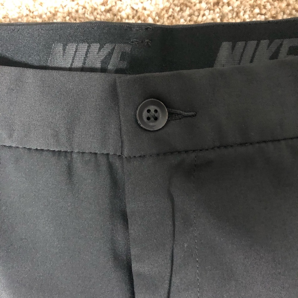 Nike Men's Black Golf Shorts Size 35 NWT - Picture 3 of 5